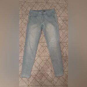 American Eagle Outfitters Light Blue skinny jeans size 0 short